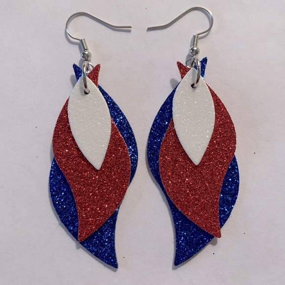 Faux Dangle Earrings Triple layered Sparkle - Picture 2 of 6